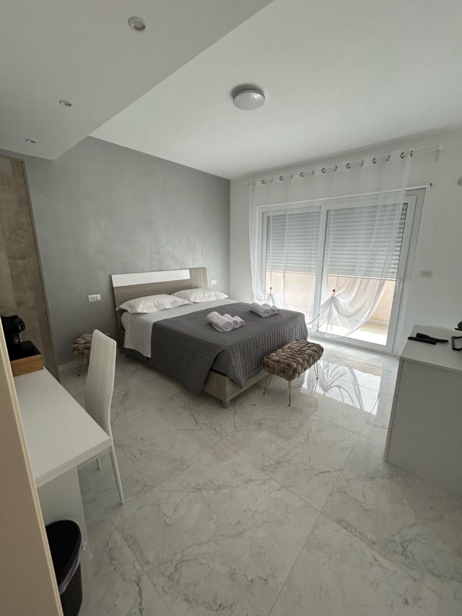 Aqua Marine B&B - Rooms And Apartments Milazzo Exterior photo